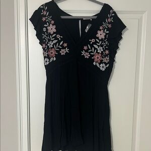Black Floral Embroidered V‑Neck Women’s Dress